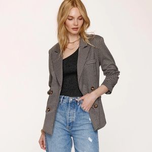 Heartloom Houndstooth Betsie Blazer